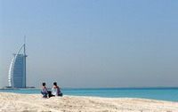 пляжи в оаэ - в каждом эмирате — свой уникальный цвет песка